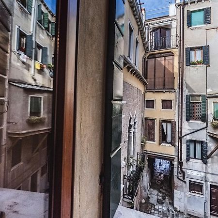 Ferienwohnung Ca' Teatro Vecchio Venedig Exterior foto