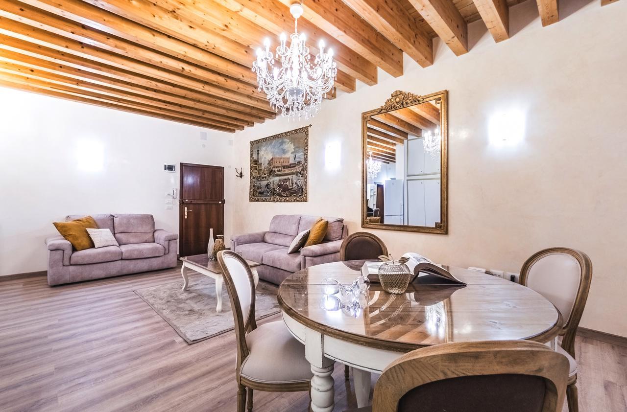 Ferienwohnung Ca' Teatro Vecchio Venedig Exterior foto